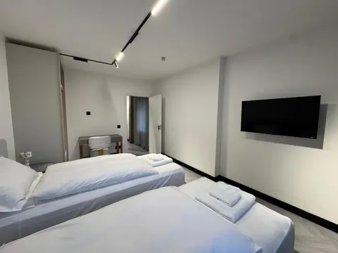 Deluxe Apartment interior — photo 10